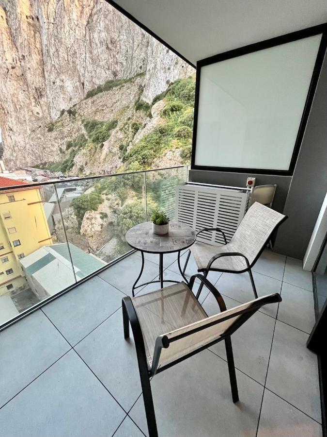 Modern Apartment With Spa And Pool Cebelitarık Dış mekan fotoğraf