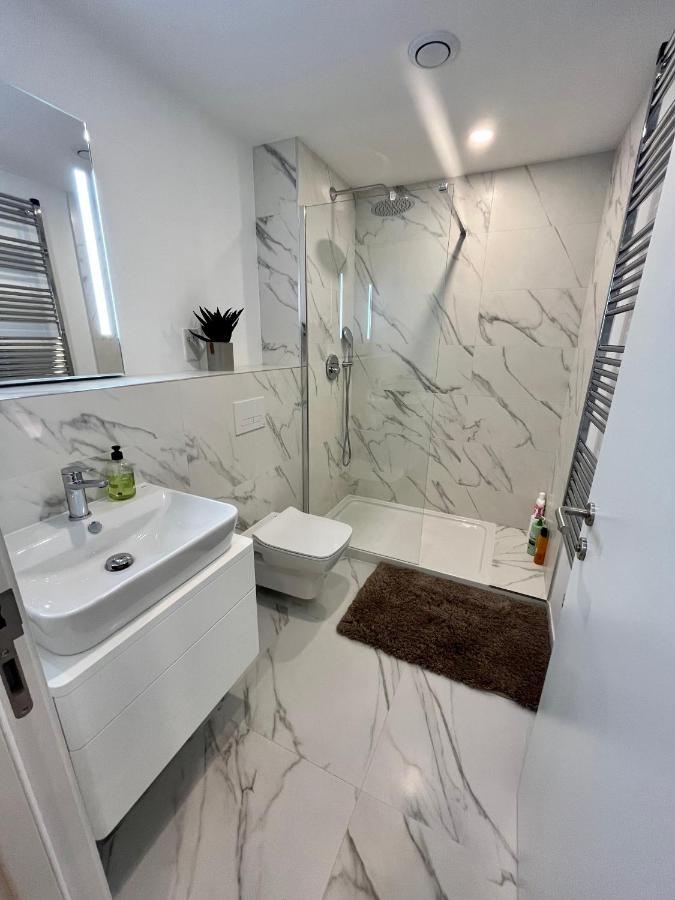 Modern Apartment With Spa And Pool Cebelitarık Dış mekan fotoğraf