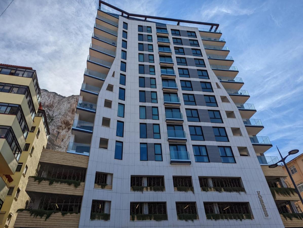 Modern Apartment With Spa And Pool Cebelitarık Dış mekan fotoğraf
